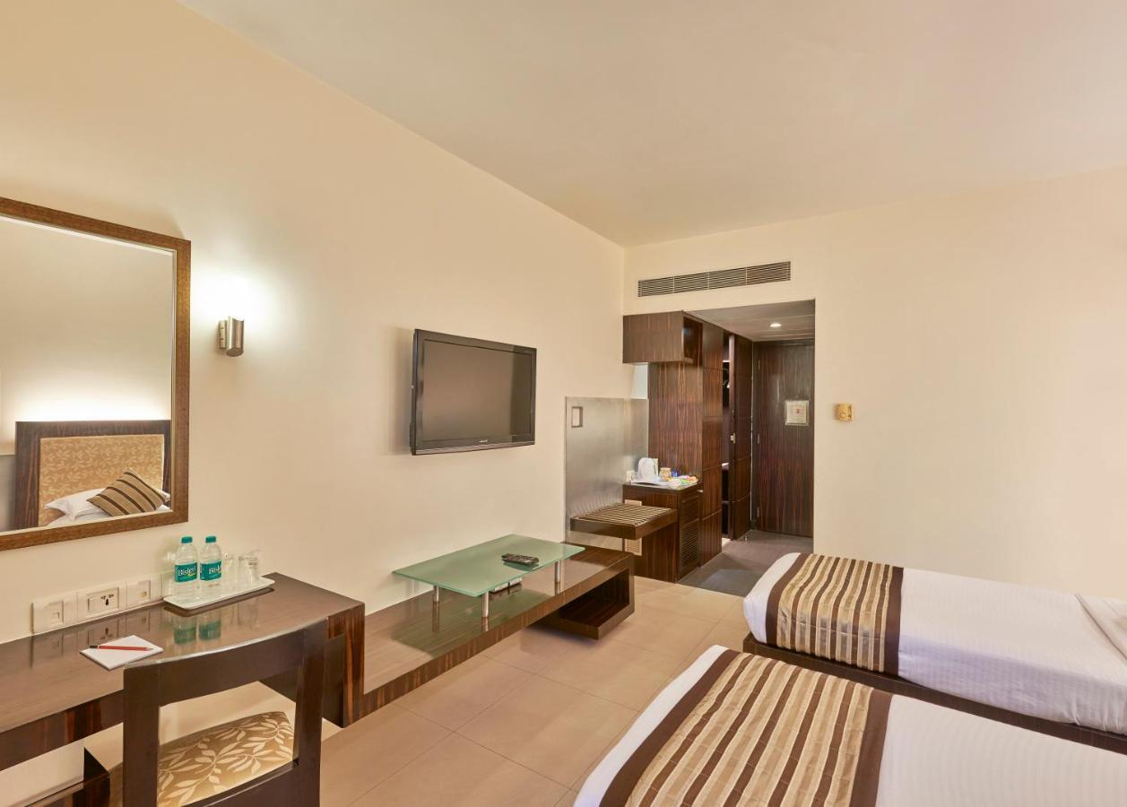 Krishna Palace Hotel Bombaj Exteriér fotografie